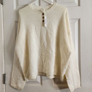 NWT Euovmy white sweater